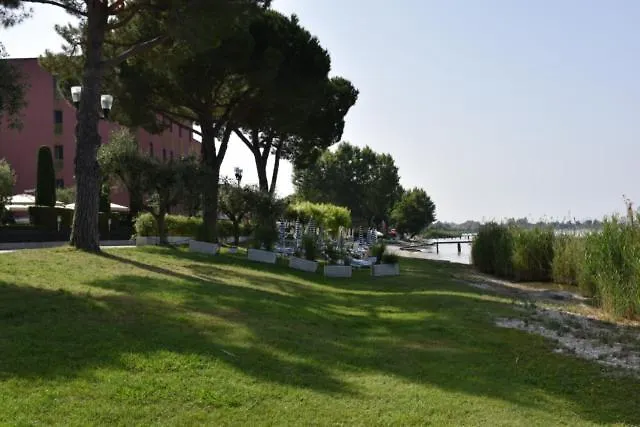 Rivalago Bardolino 0*,  Italy